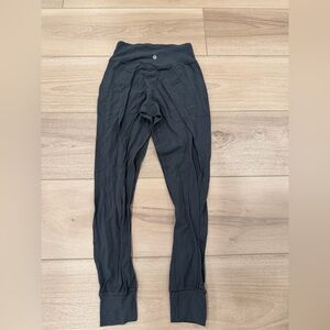 🍋 LULULEMON 🍋 Align Jogger Size 4